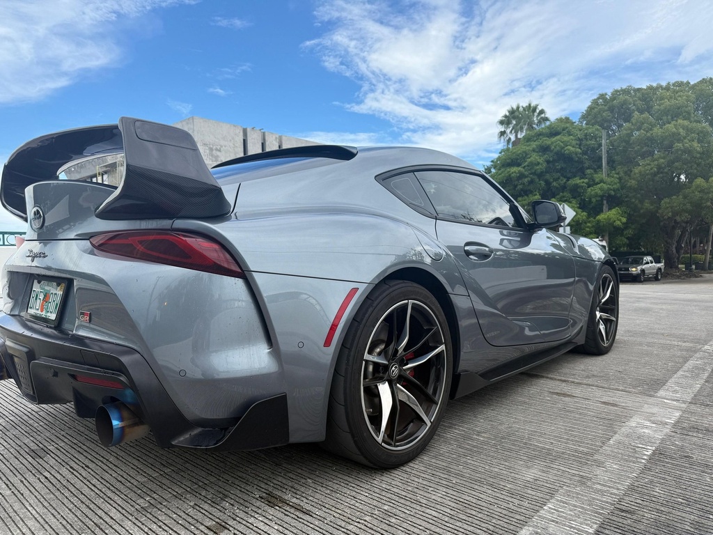 Supra10.jpeg