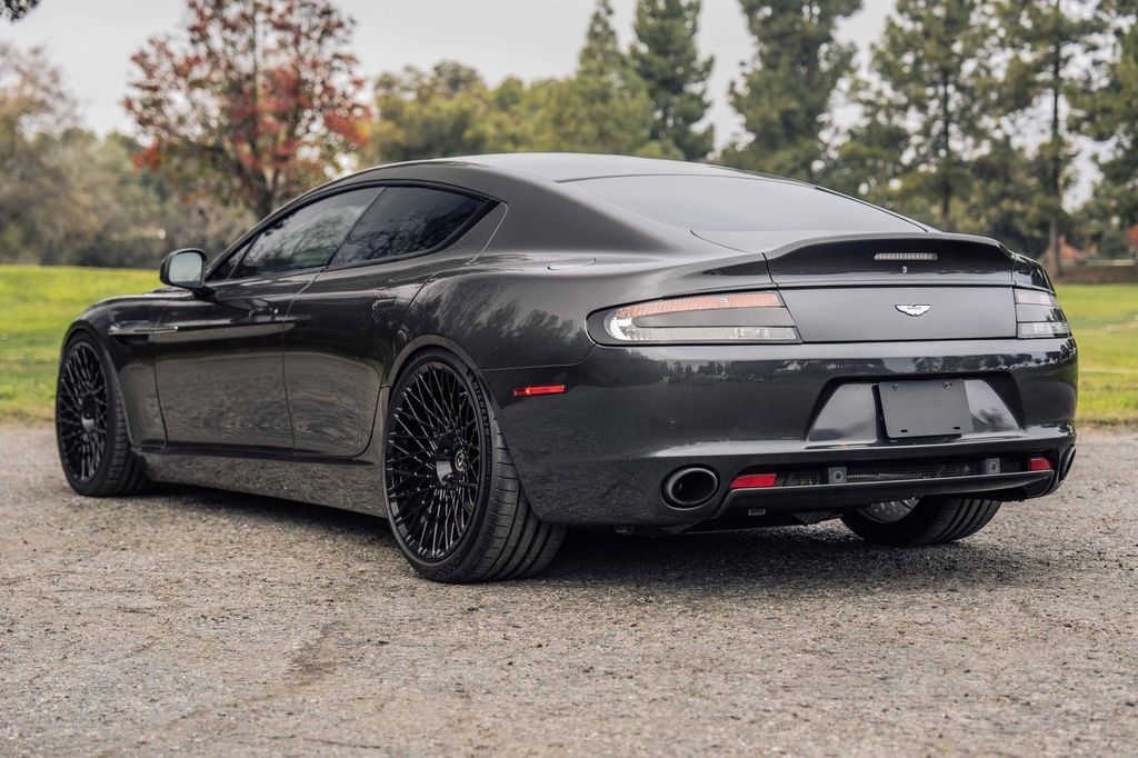 aston4.jpg