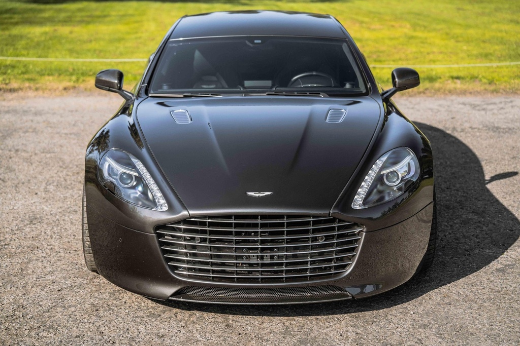aston7.jpg