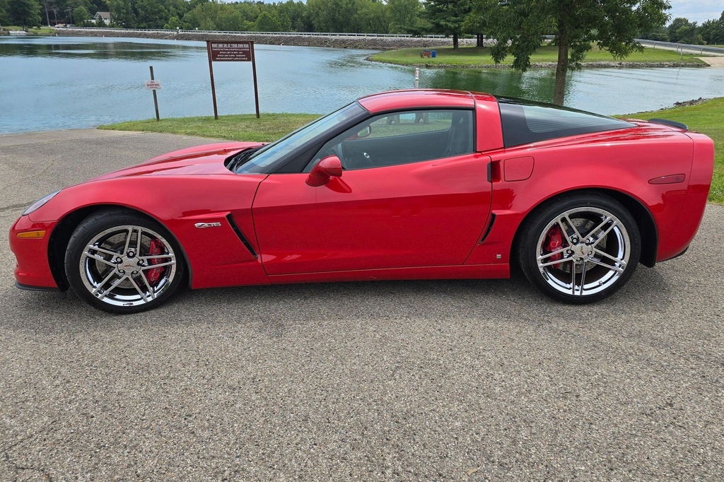 Corvette3.jpg