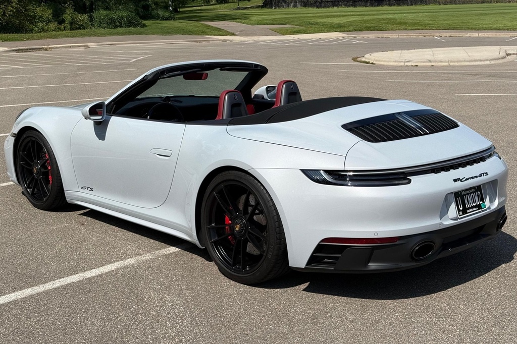 P911Gt4.jpg