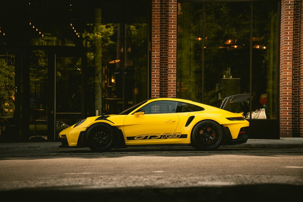 2023 Porsche 911 GT3 RS Weissach